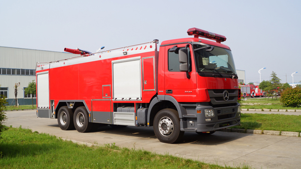 浩淼安防科技生产的三相射流消防车